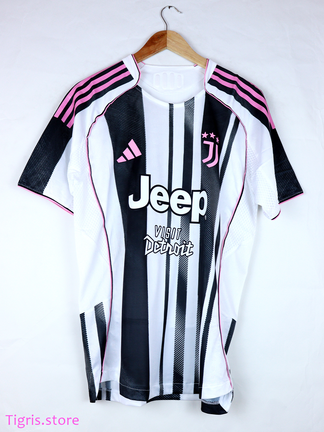 يوفينتوس أساسي 25/26