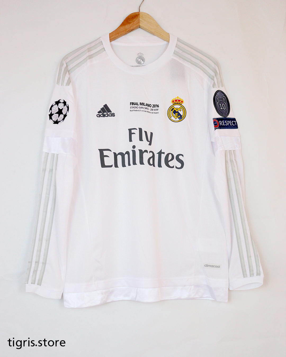 ريال مدريد الأبيض 2016 (كم طويل)