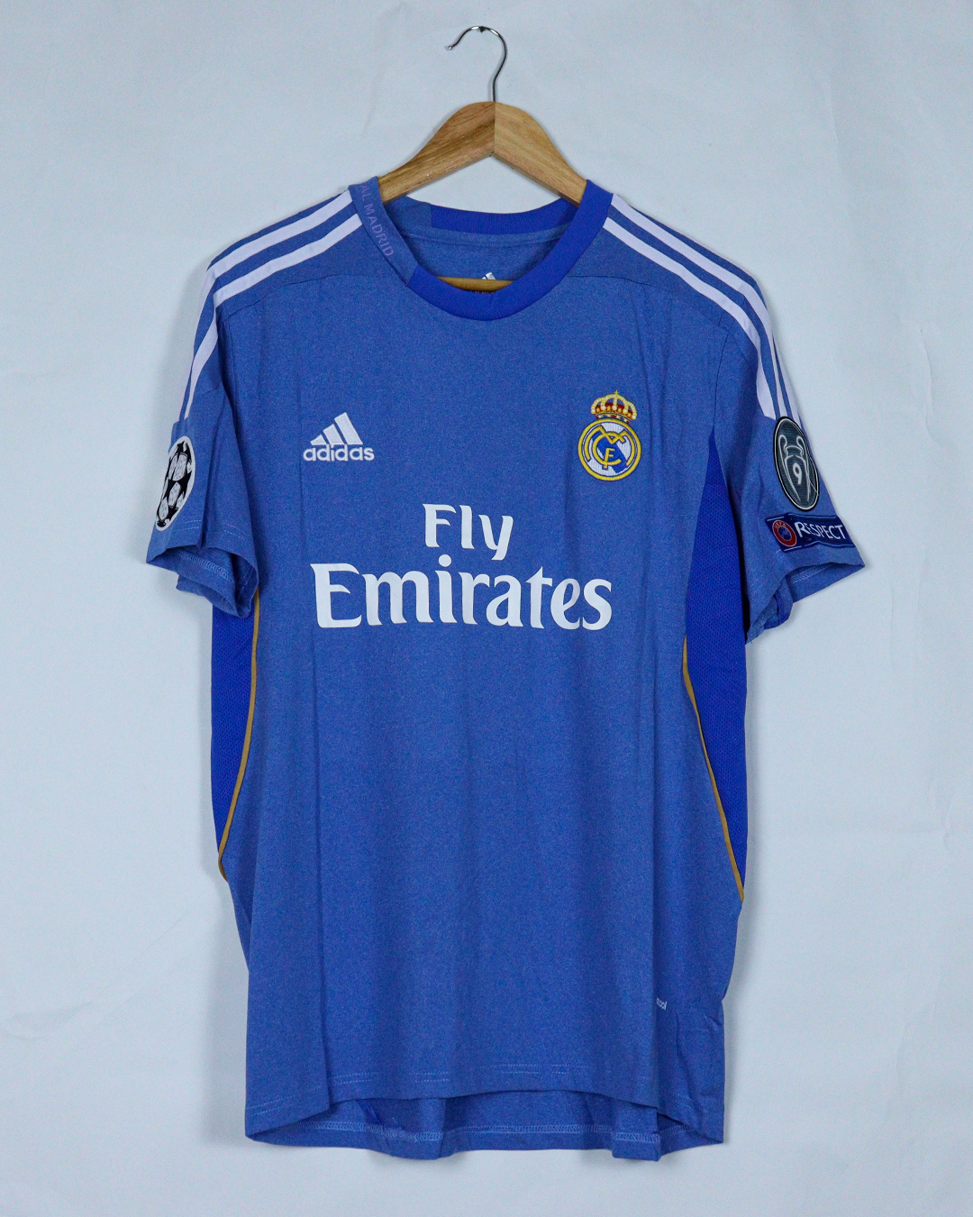 ريال مدريد 2014 الأزرق