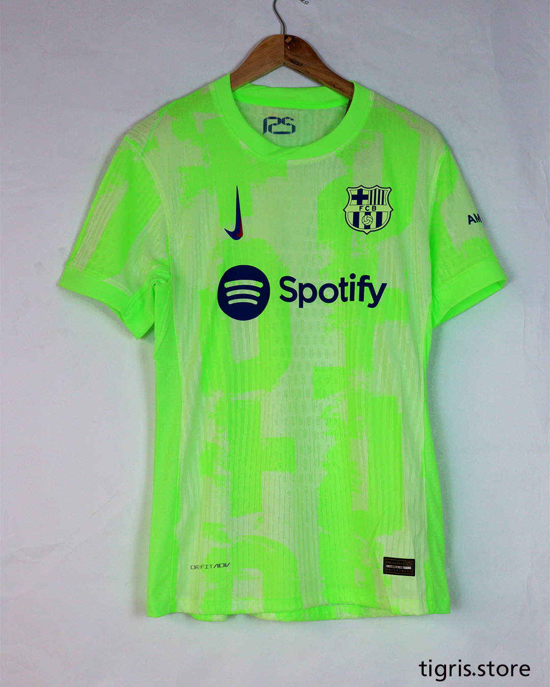 برشلونة الأخضر موسم 24/25 