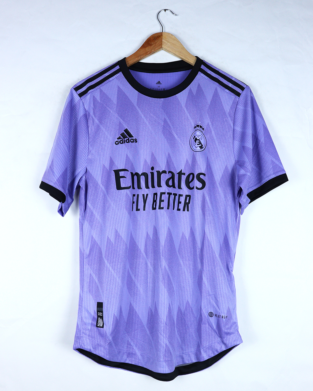 ريال مدريد البنفسجي 22/23